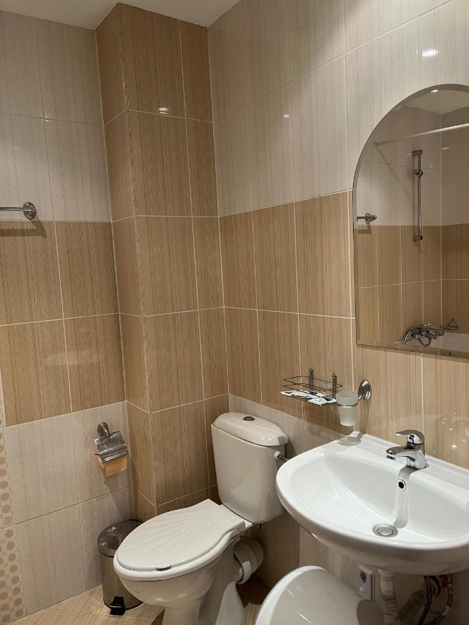 Стаи И Апартаменти Под Наем Borowez Exterior foto